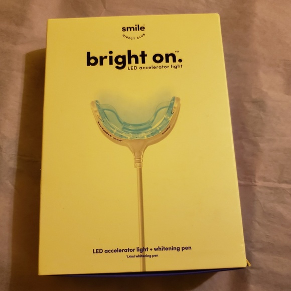 Bright On LED accelerator light and Whitening pen
